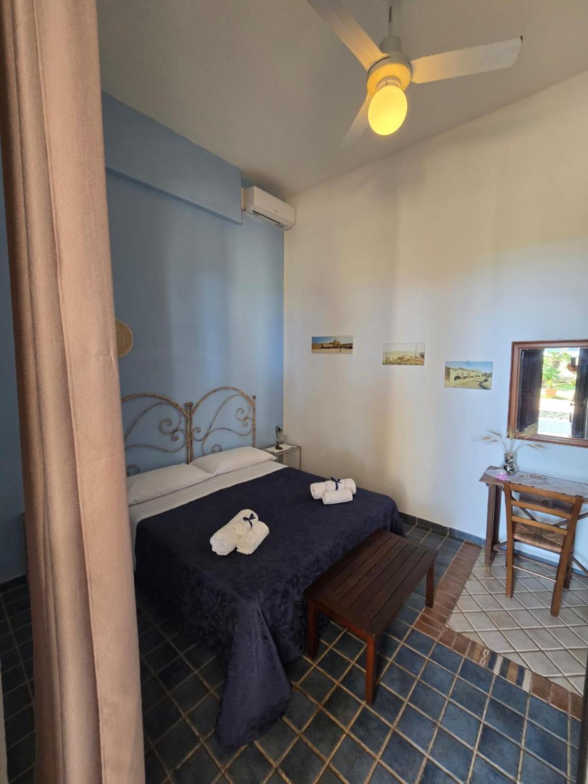 B&B Casa Cavarra Portopalo Di Capo Passero Exteriör bild