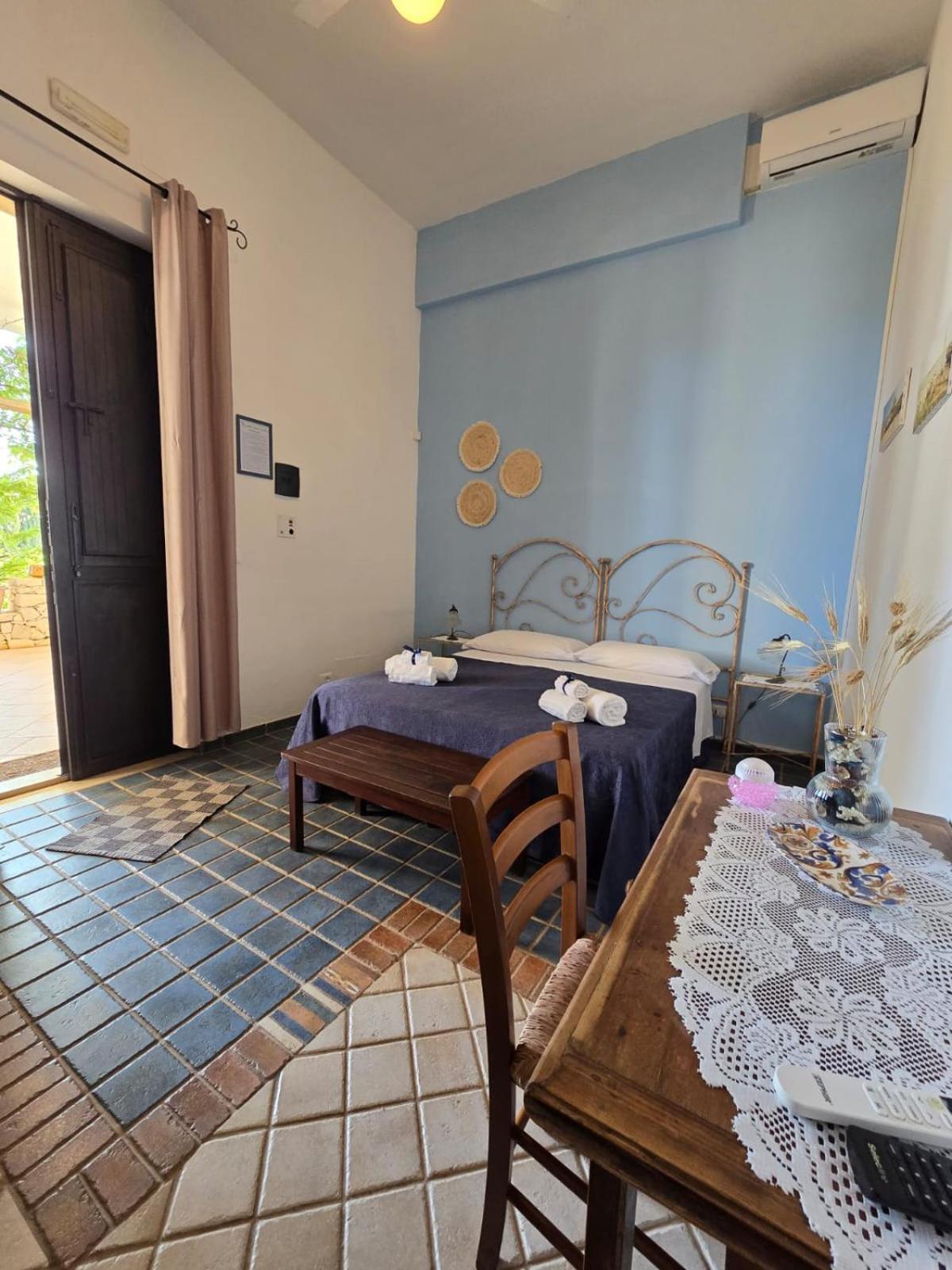 B&B Casa Cavarra Portopalo Di Capo Passero Exteriör bild